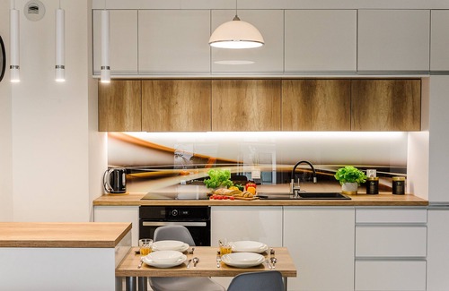 Baluty Apartment | Lumina stylish 3-room apart with balcony