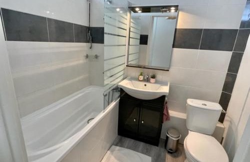 Montigny-les-Metz Apartment | Lumineux Studio 30m2 / Balcon / Proche Gare et Ville