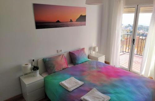 Jun House | Luminosa y confortable casa con vistas y piscina