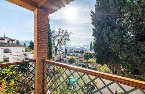 Beiro Apartment | Luminoso Alhambra View Suite - El Laurel