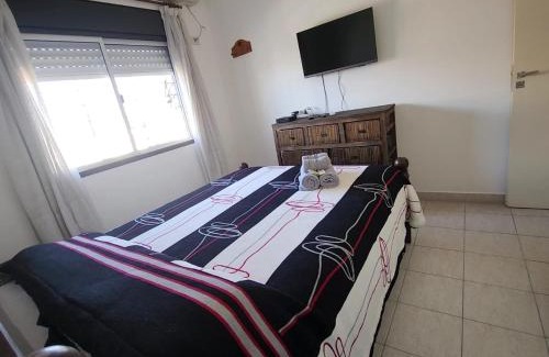 Comuna 10 Apartment | Luminoso departamento con balcón barrio Monte Castro, CABA