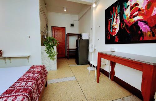 Thung Maha Mek Apartment | Lumphini 9 Haven Urban Retreat Bright Room