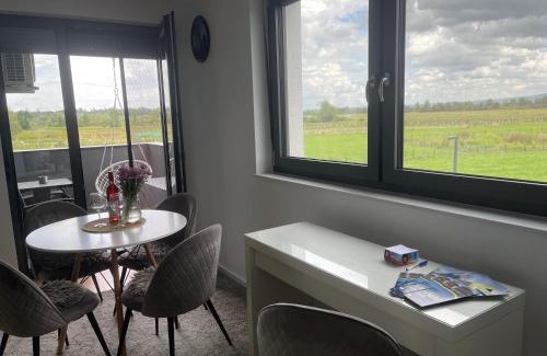 Zapresic Apartment | Luna,central,self-check in,AC,WI-FI, washer,free parking