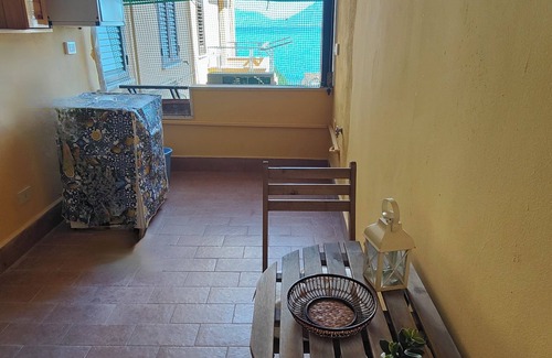 Porticello Apartment | Luna Marina: Sicilian beach house