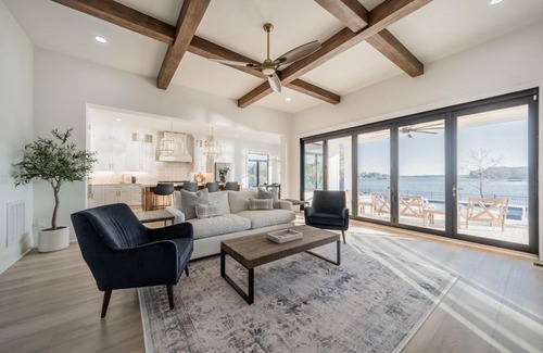 Terrell House | Luna's Lake Life