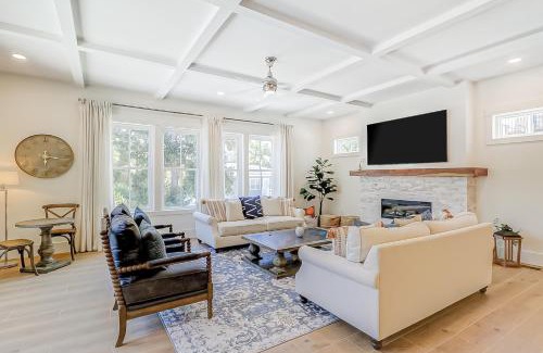 North Forest Beach House | Luna Sea Estate