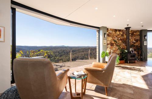 Coimadai House | Luna Views Retreat