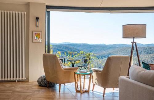 Coimadai House | Luna Views Retreat