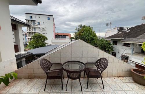 Makham Tia House | Lunar House