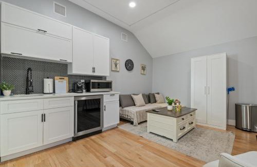 Hempstead Apartment | Lunavista Cozy Studio