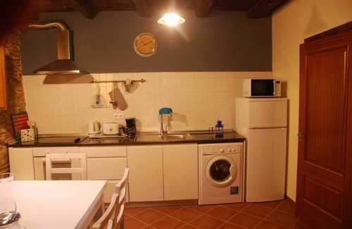 San Tirso de Abres Apartment | Lunaymedia Summary: T