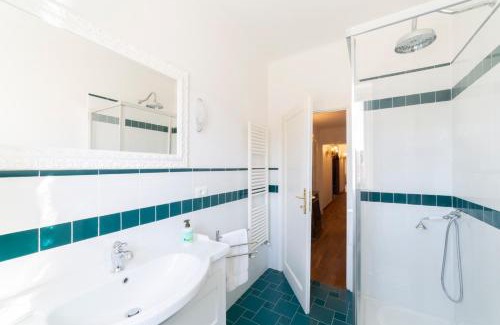 Santa Croce Apartment | Lungarno attic with private terrace and lift