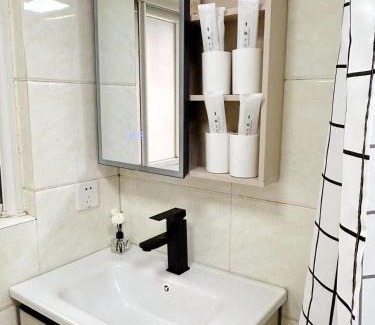 Huaihai Road Commercial Area Apartment | LuoMa