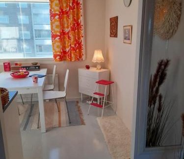 Mantyluoto Apartment | Luonnon rauhassa kodikas loma-asunto