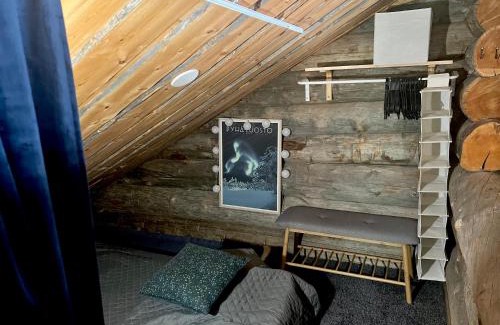 Lampivaara Apartment | Luosto Jylhäkelo - a cozy loghouse in the heart of Lapland