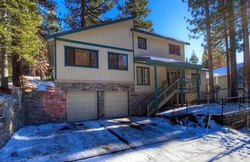 Montgomery Estates House | Lupine Lodge by Lake Tahoe Accommodations