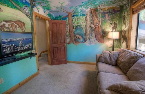 Montgomery Estates House | Lupine Lodge by Lake Tahoe Accommodations