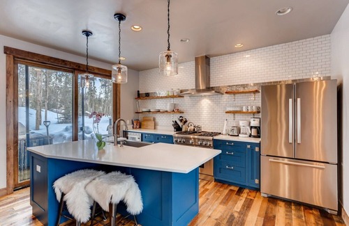 The Reserve House | Lupine Mountain Modern, 4 Bed, 4.5 Bath, Chef Kitchen, Rooftop Hot Tub