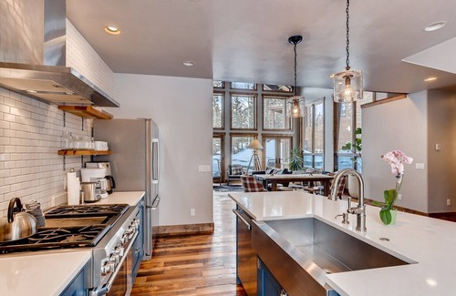 The Reserve House | Lupine Mountain Modern, 4 Bed, 4.5 Bath, Chef Kitchen, Rooftop Hot Tub