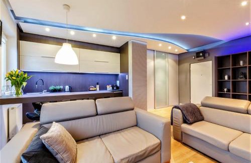 Lodz Apartment | LupoApartments Królewska z Klimatyzacją Penthouse Mandoria Parking Dostęp na Kod