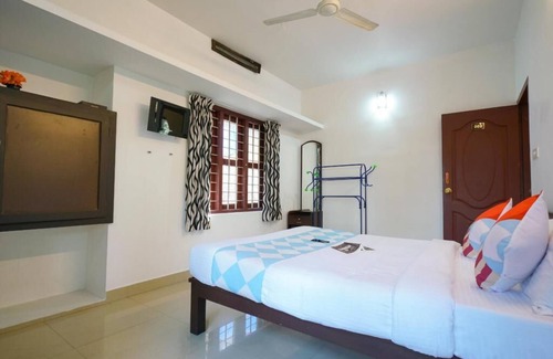 Udumbanchola House | Luscious Rooms/Modern Home Stay/Munnar