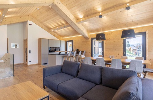 Haus im Ennstal Ski Chalet | Lush chalet with private sauna