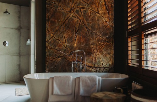 Pilanesberg National Park Cabin | Lush Private Game Lodge