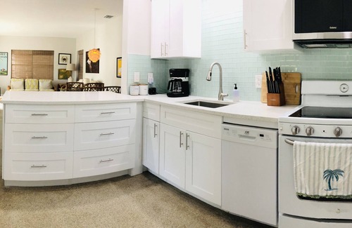 Middle River Terrace House | Lush, Private Retreat with Huge Heated Pool!