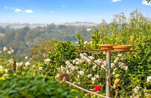 Korumburra House | Lush rural retreat