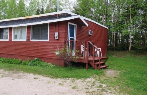 Cormack Resort | Lush's Cottages