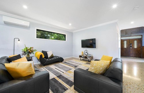 Whitfield House | Lusso - Boutique Accommodation