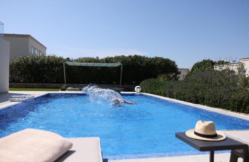 Crveni Vrh Villa | Lusso Mare Istria Luxury Beach villa
