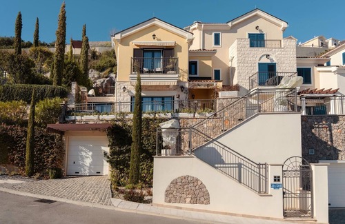 Seoca House | Lustica Bay Luxury 2-bedroom townhome in awesome Radovići.