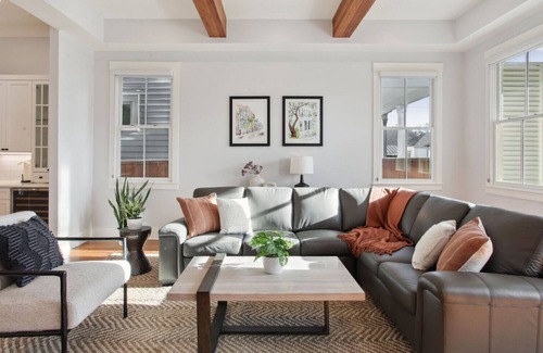 Irish Channel House | Lustrous NOLA Reno | Hot Tub