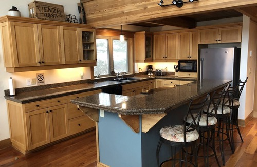 Lutsen House | Lutsen Forest Chalet - Minutes to Lutsen Ski Resort - EV Charger