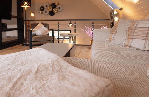 Buchholz in der Nordheide House | Lütt Heidjer Hus- Stylish oasis of peace. Guests with pets welcome