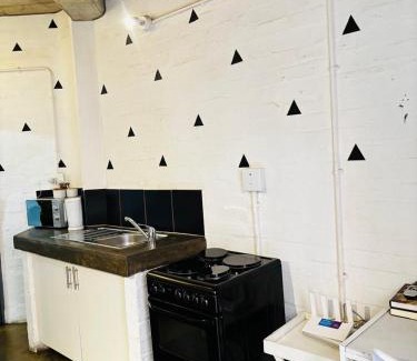 Downtown Johannesburg Apartment | Luu's Balcony