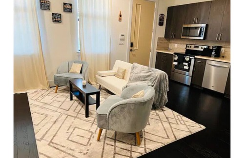 Midtown Apartment | Lux 1 Bedroom Entire Condo in Houston Downtown