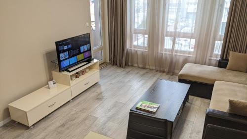 Plovdiv Center Apartment | Lux 2 Central Apartment with Garage