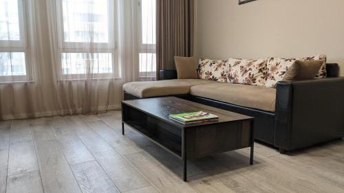 Plovdiv Center Apartment | Lux 2 Central Apartment with Garage