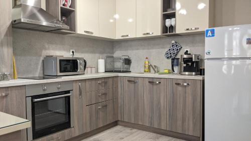 Plovdiv Center Apartment | Lux 2 Central Apartment with Garage