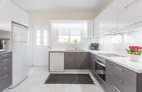 Nea Makri Villa | "Lux 3-bedroom Villa - L&L Refuge"