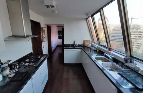 El Golf House | Lux 3Bedroom Gem, heart of Sanhattan by W & RITZ