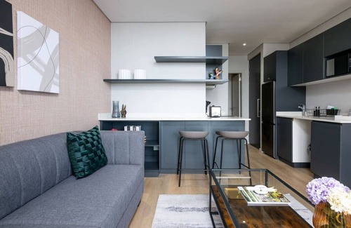 Windermere Apartment | Lux 900 Stunner on Florida