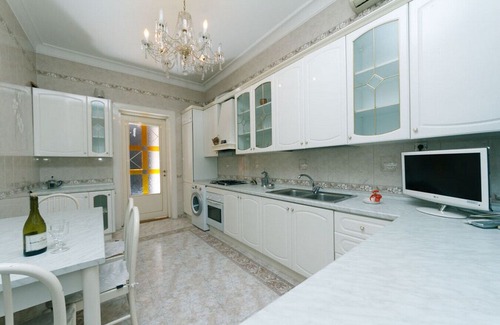 Kyiv Apartment | Lux Apartment on Antonovycha Street 20b