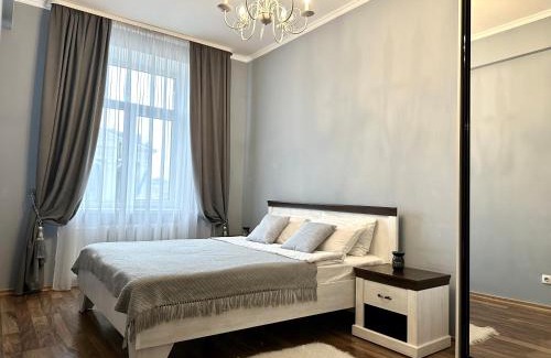 Rivne Apartment | Lux apartments in the city center with a coffee machine, view of a theater, near Zlata Plaza