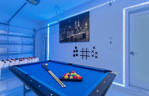 Homestead House | Lux Backyard/Heated Pool/Everglades/Speedway/Keys!