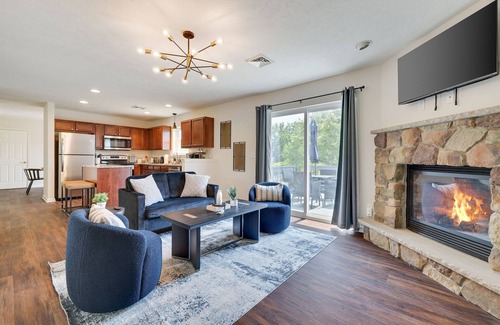 Long Pond House | [LUX]- Bar Room/Theatre/Game Room ~ Gazebo ~ BBQ!
