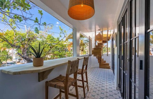 Ocean Park Apartment | Lux Beach Compound /Rooftop, Hot tub + Pool & Grill