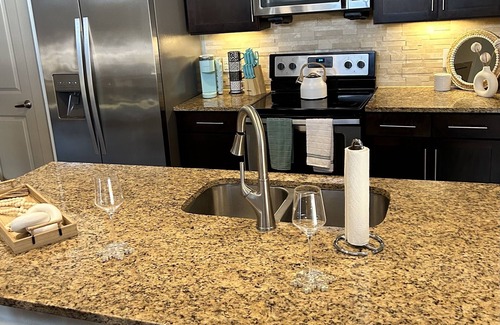 Neartown Apartment | Lux Boho Apartment Downtown